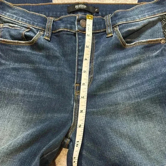 Hudson Nico Cigarette Fit with Unique Metal Detail, Size 28. - Picture 9 of 12